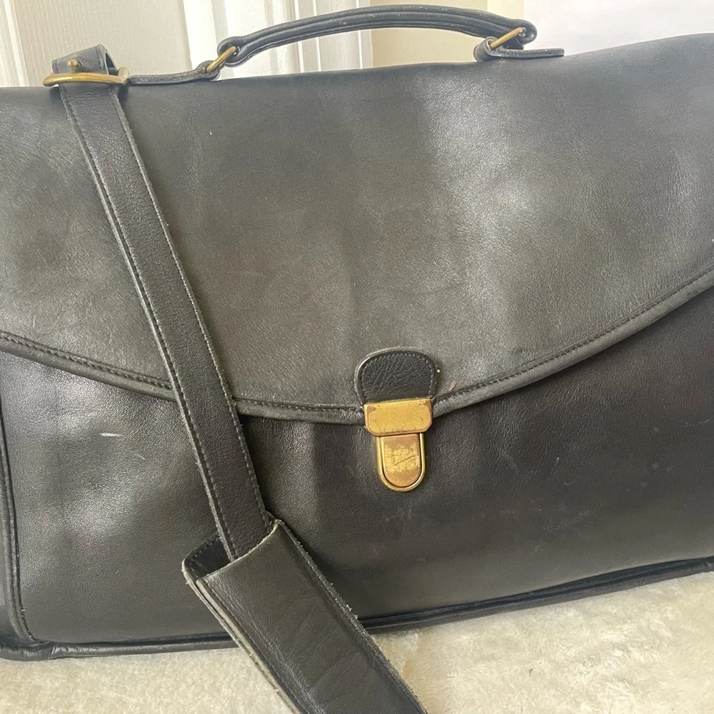 Coach Vintage Black Leather briefcase GUC